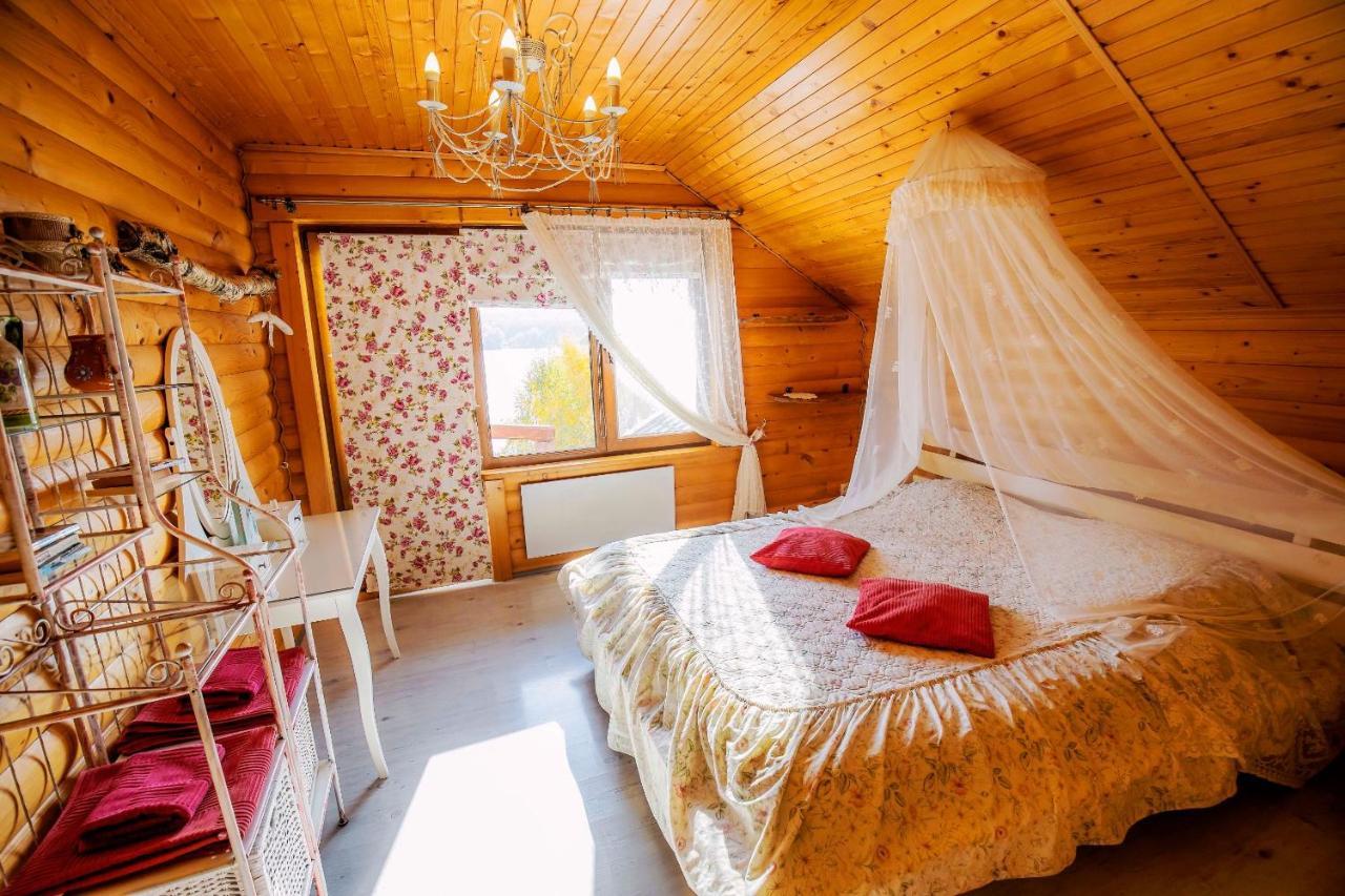 Country House Domik V Derevne Марківці Екстер'єр фото