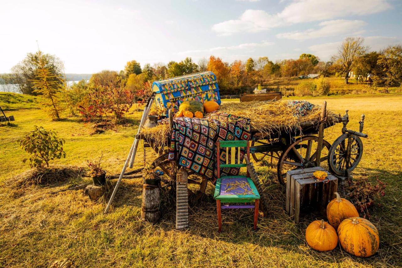 Country House Domik V Derevne Марківці Екстер'єр фото